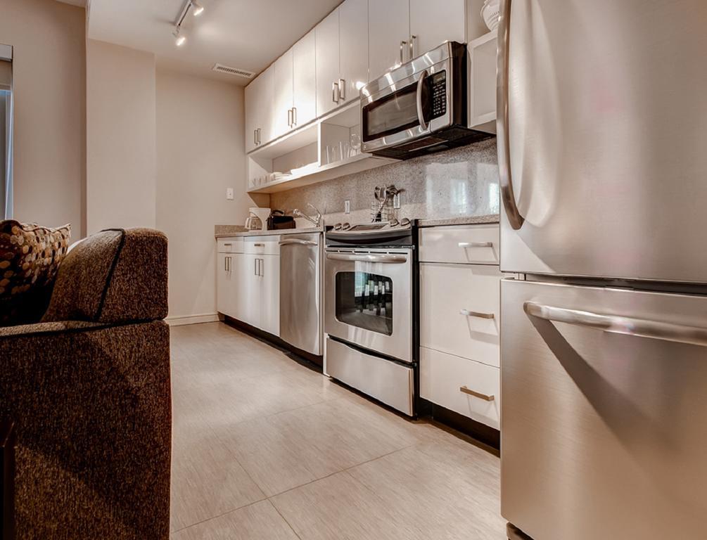 Global Luxury Suites At Georgetown Washington Room photo