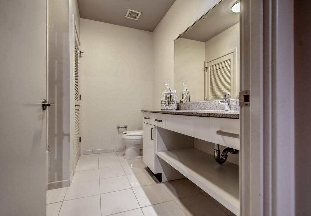 Global Luxury Suites At Georgetown Washington Room photo