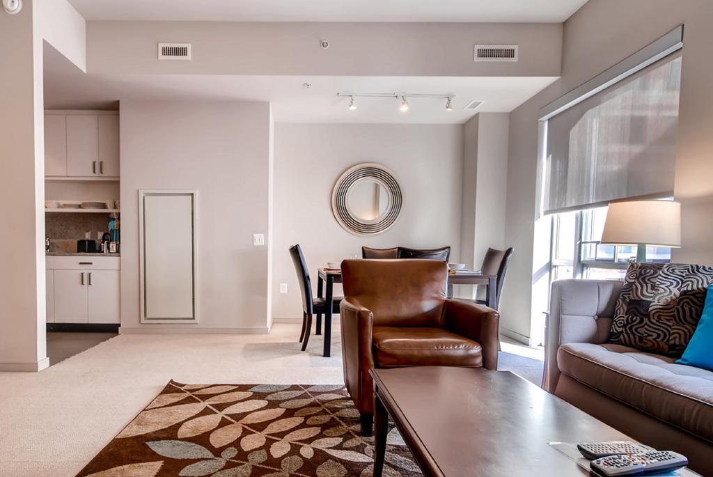 Global Luxury Suites At Georgetown Washington Room photo